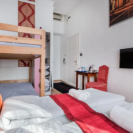 Europa Centerpoint Apartment