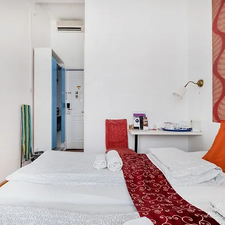 Europa Centerpoint Apartment *